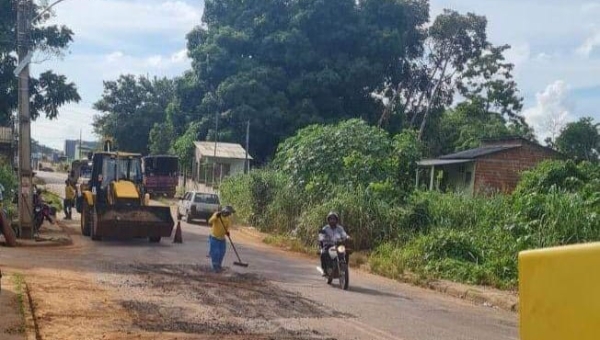 Após o NH denunciar os inúmeros acidentes no local, Prefeitura manda recuperar trecho da Rua José Magalhães